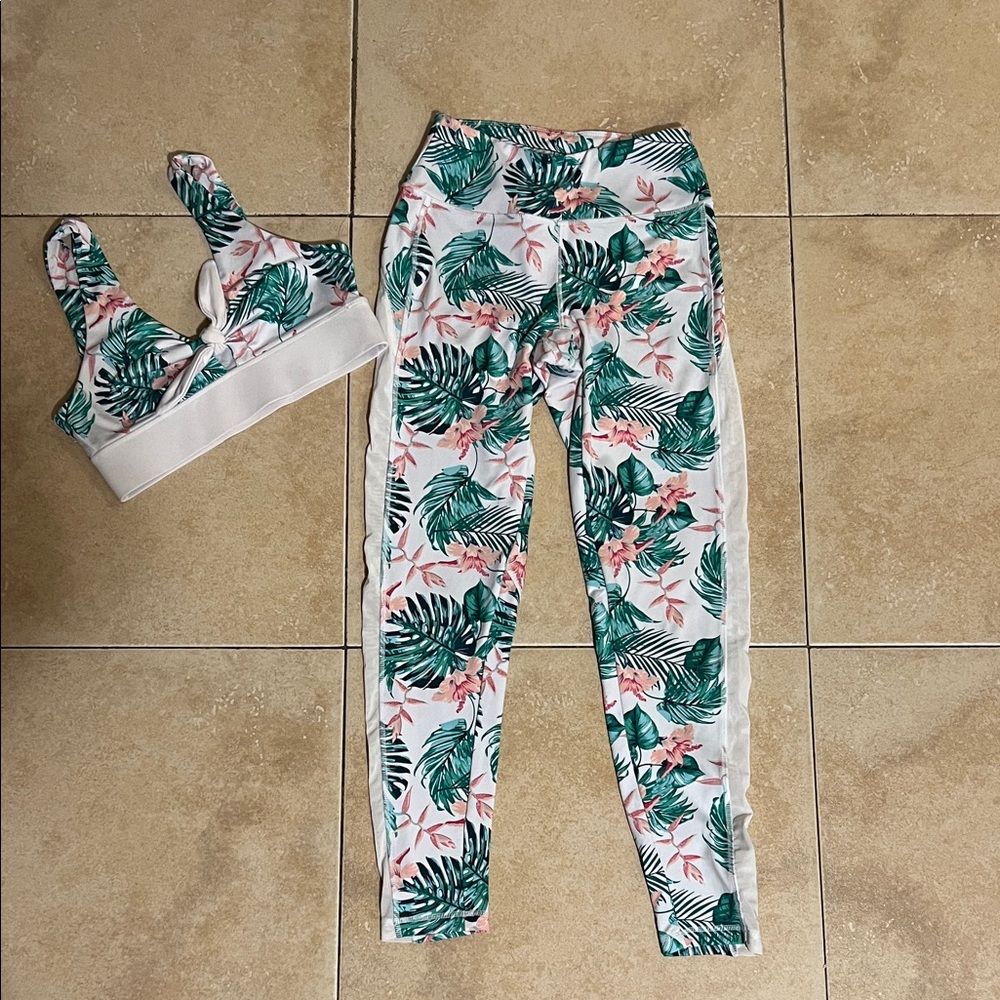 Sommer Ray Tropical Print Activewear Set